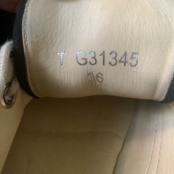 CHANEL Canvas and Pearl CC Lace ups - Picture 2 of 7